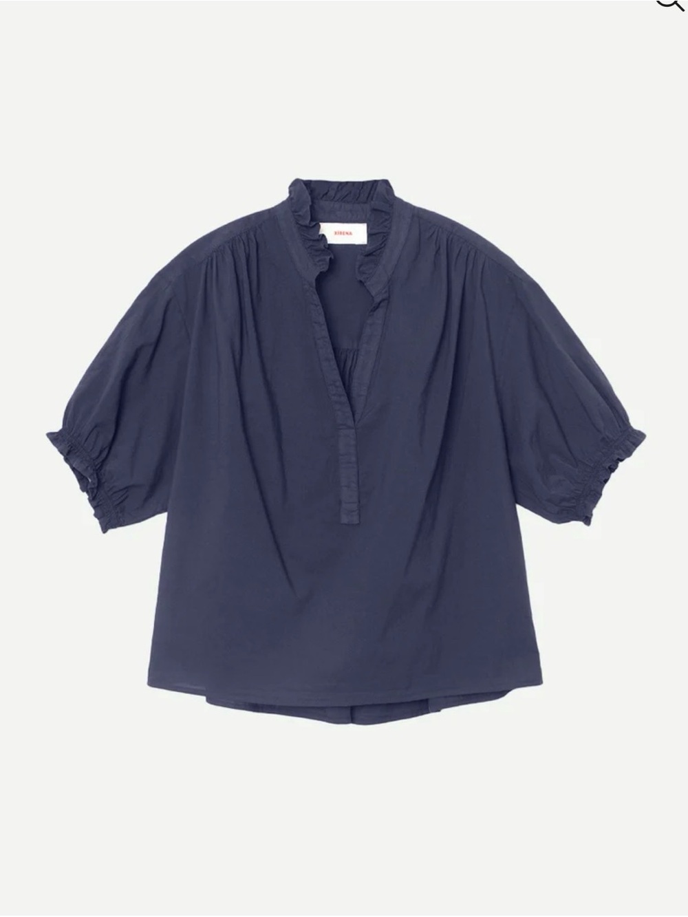 Xirena
Cam Top in Navy